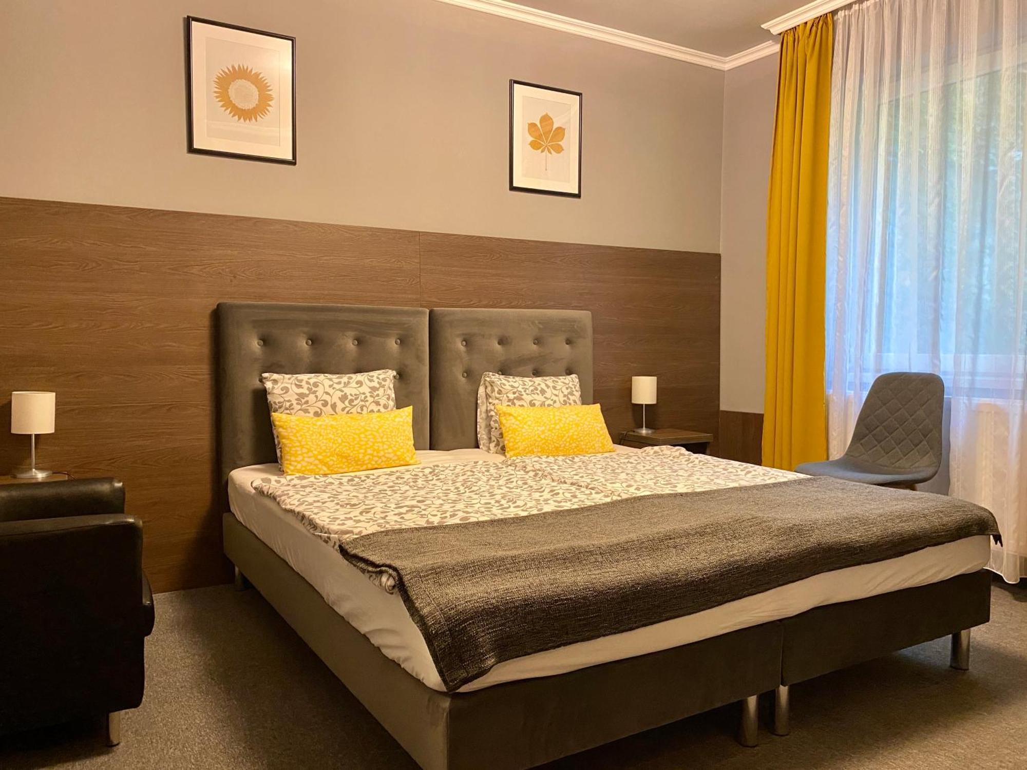 Bellevue Vendeghaz 2 Hotel Vác Екстериор снимка