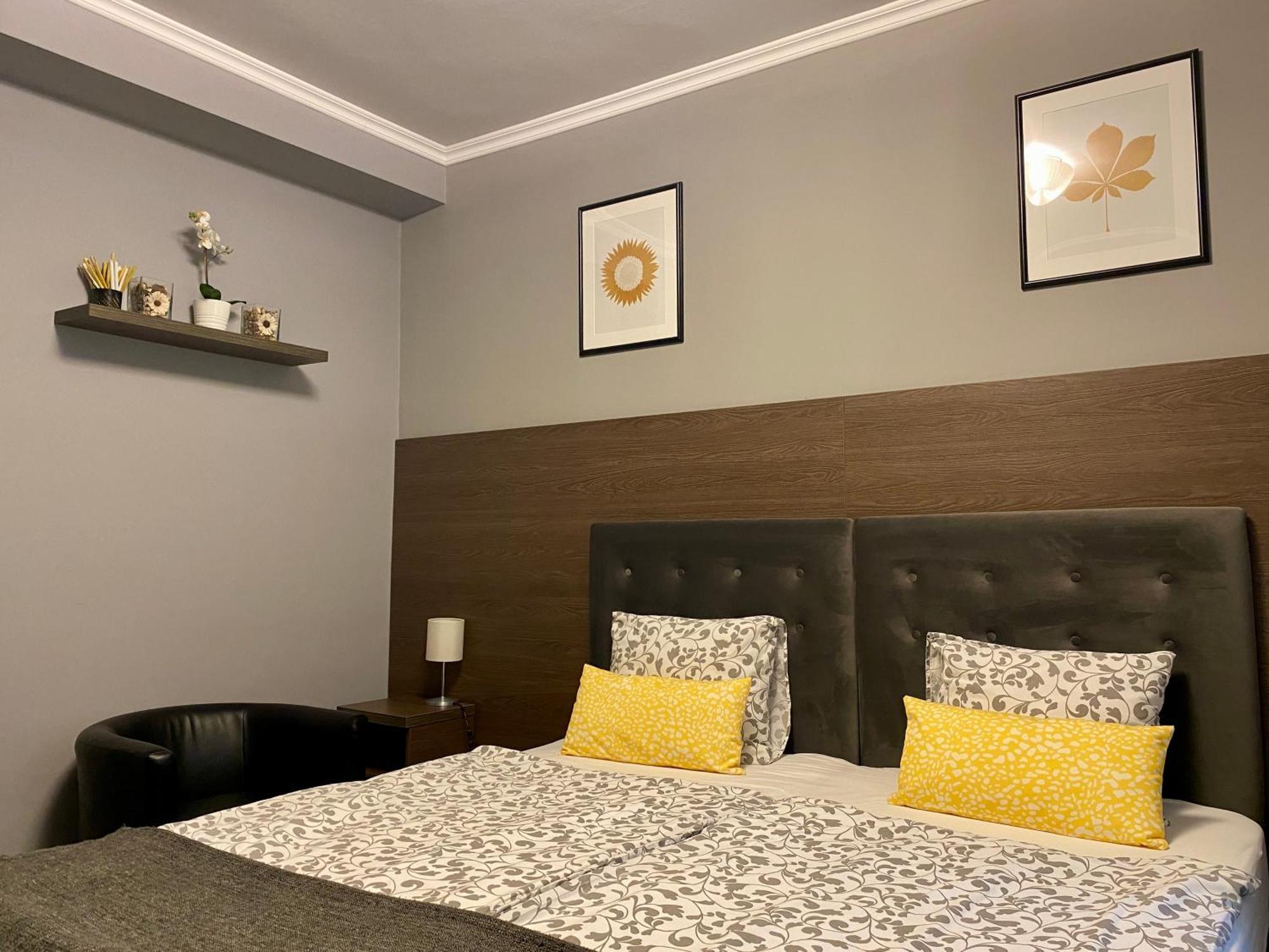 Bellevue Vendeghaz 2 Hotel Vác Екстериор снимка