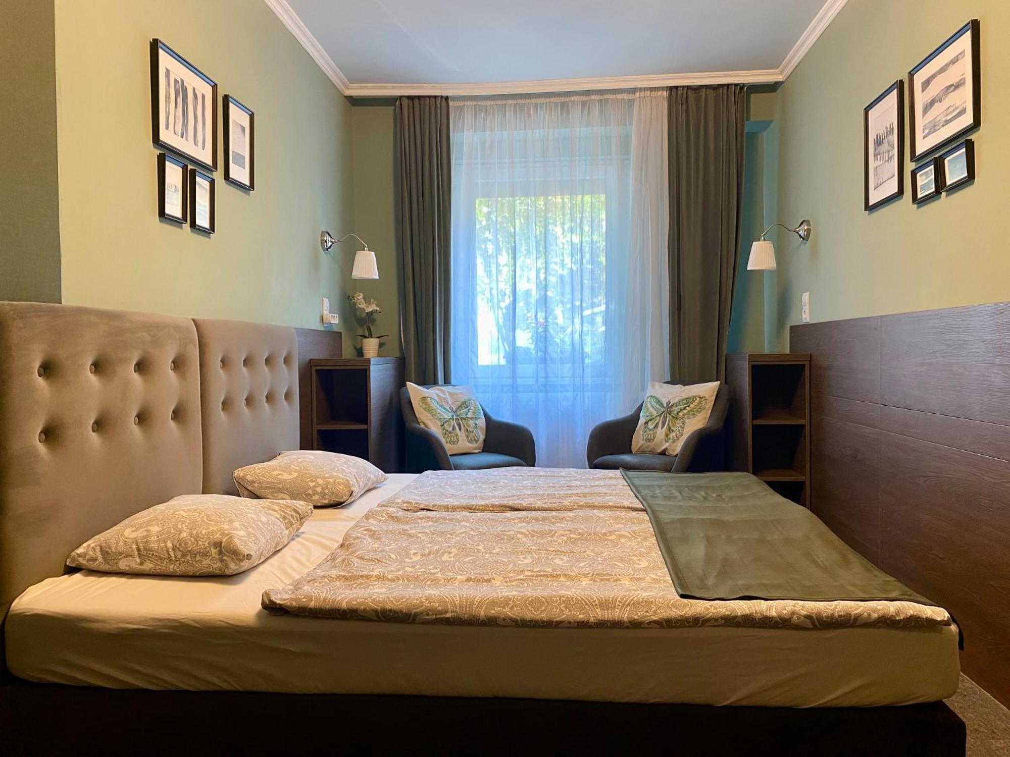 Bellevue Vendeghaz 2 Hotel Vác Екстериор снимка